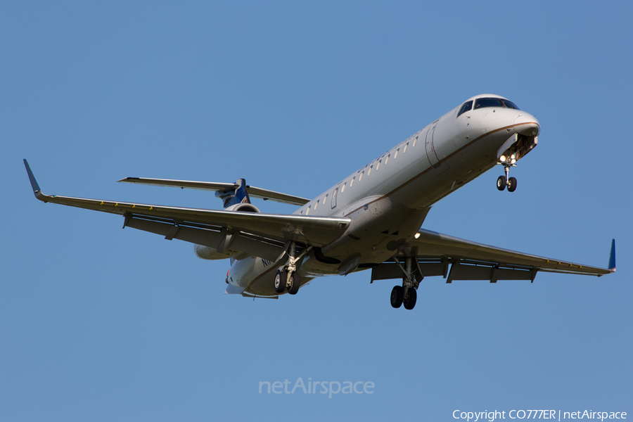 United Express (ExpressJet Airlines) Embraer ERJ-145XR (N17138) | Photo 57082