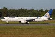 United Airlines Boeing 757-224 (N17139) at  Hamburg - Fuhlsbuettel (Helmut Schmidt), Germany