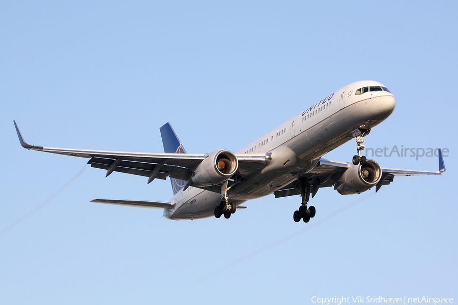 United Airlines Boeing 757-224 (N17139) | Photo 9410