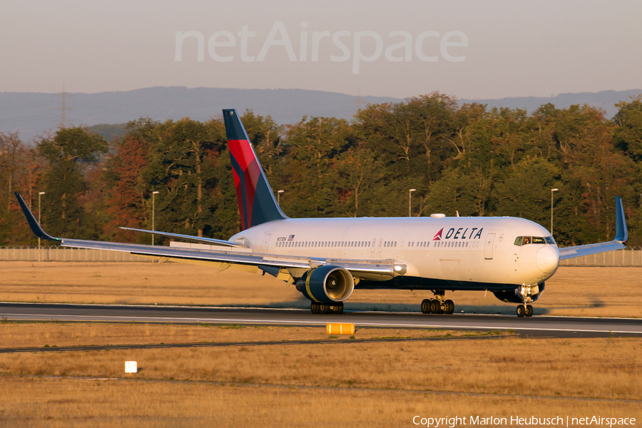 Delta Air Lines Boeing 767-322(ER) (N171DN) | Photo 268948