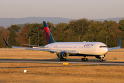 Delta Air Lines Boeing 767-322(ER) (N171DN) at  Frankfurt am Main, Germany