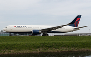Delta Air Lines Boeing 767-332(ER) (N171DZ) at  Amsterdam - Schiphol, Netherlands