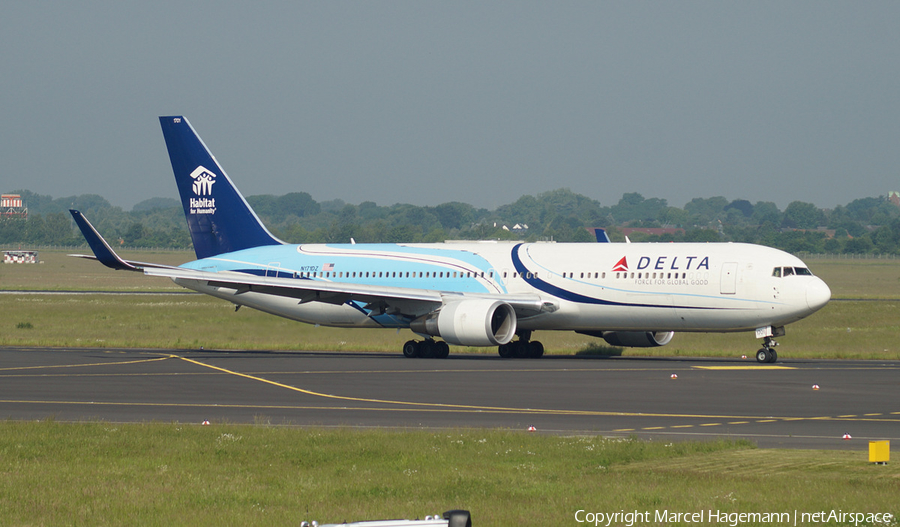 Delta Air Lines Boeing 767-332(ER) (N171DZ) | Photo 106918