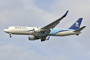 Delta Air Lines Boeing 767-332(ER) (N171DZ) at  New York - John F. Kennedy International, United States