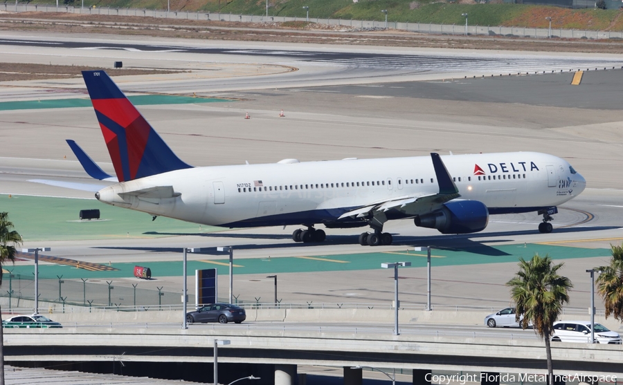 Delta Air Lines Boeing 767-332(ER) (N171DZ) | Photo 656160