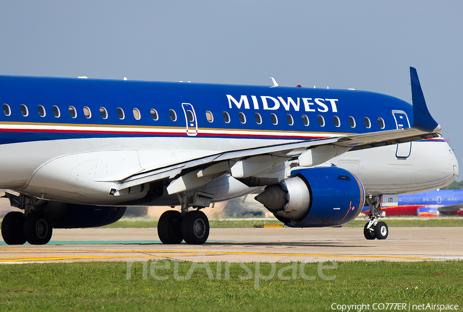 Midwest Airlines (Republic Airlines) Embraer ERJ-190AR (ERJ-190-100IGW) (N171HQ) | Photo 4047