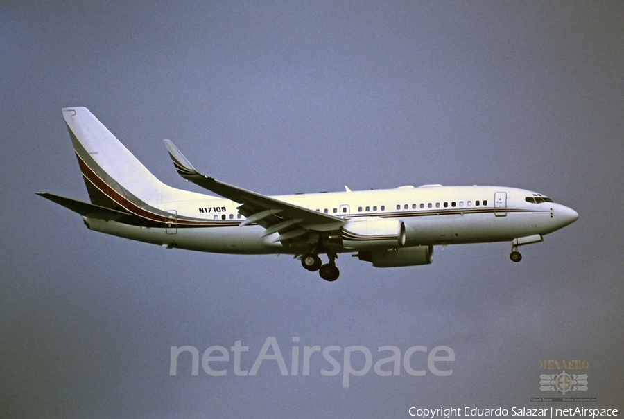 NetJets Boeing 737-7BC(BBJ) (N171QS) | Photo 296211