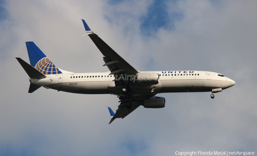 United Airlines Boeing 737-824 (N17229) | Photo 378459