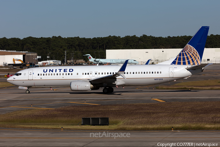 United Airlines Boeing 737-824 (N17233) | Photo 387196
