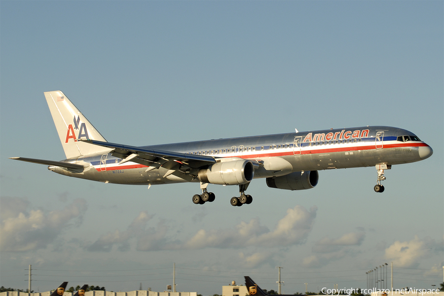 American Airlines Boeing 757-223 (N172AJ) | Photo 8711