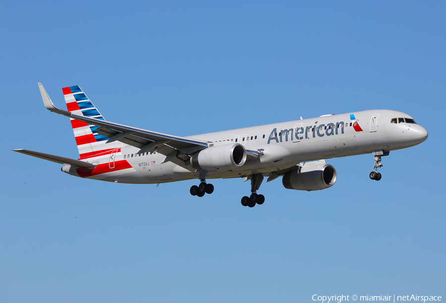 American Airlines Boeing 757-223 (N172AJ) | Photo 95976