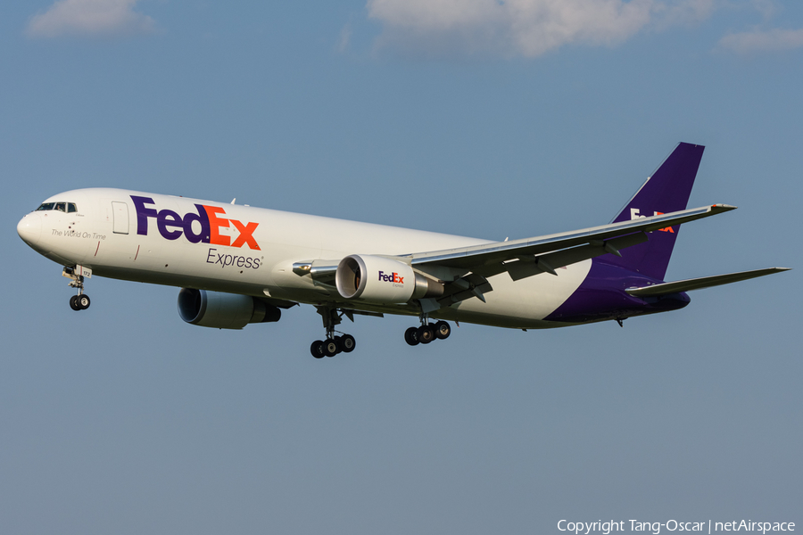FedEx Boeing 767-3S2F(ER) (N172FE) | Photo 378873