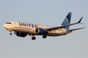 United Airlines Boeing 737-8 MAX (N17309) at  Phoenix - Sky Harbor, United States