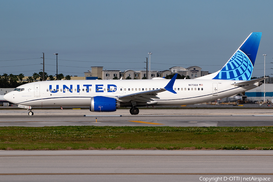 United Airlines Boeing 737-8 MAX (N17322) | Photo 611411