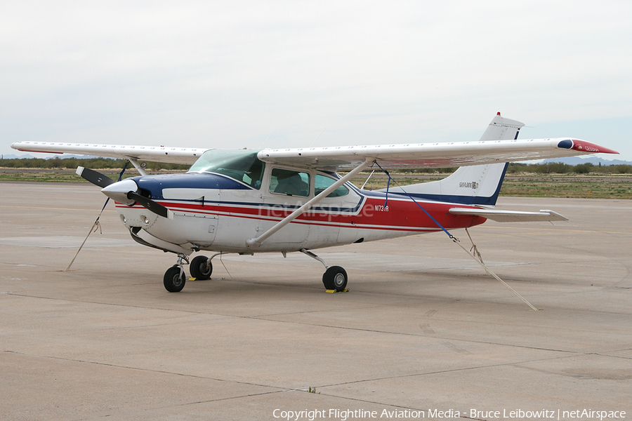 (Private) Cessna R182 Skylane RG II (N1737R) | Photo 157293