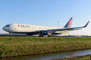 Delta Air Lines Boeing 767-332(ER) (N173DZ) at  Amsterdam - Schiphol, Netherlands