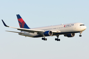 Delta Air Lines Boeing 767-332(ER) (N173DZ) at  Amsterdam - Schiphol, Netherlands