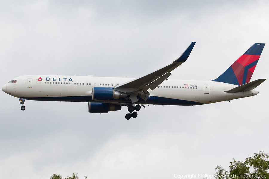 Delta Air Lines Boeing 767-332(ER) (N173DZ) | Photo 194055