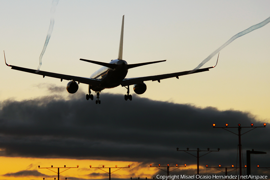 American Airlines Boeing 757-223 (N174AA) | Photo 158033