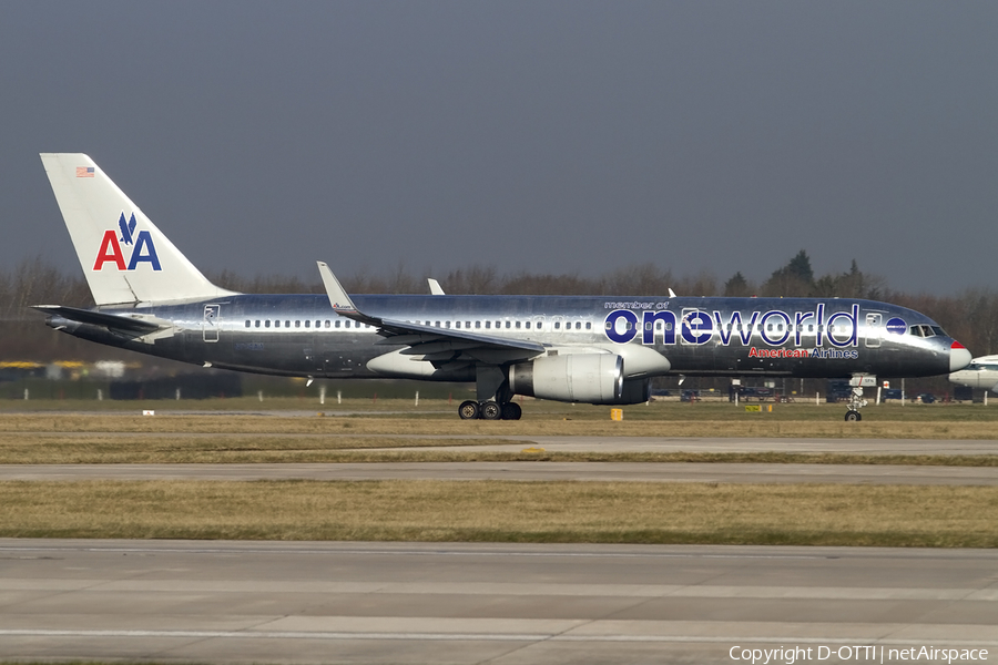 American Airlines Boeing 757-223 (N174AA) | Photo 402945