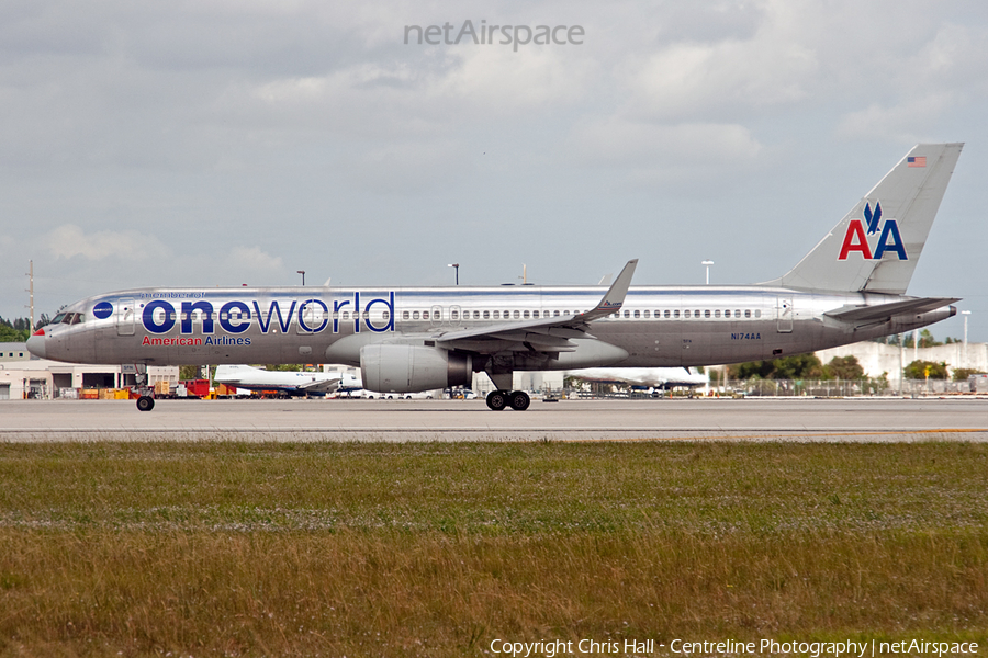 American Airlines Boeing 757-223 (N174AA) | Photo 36258