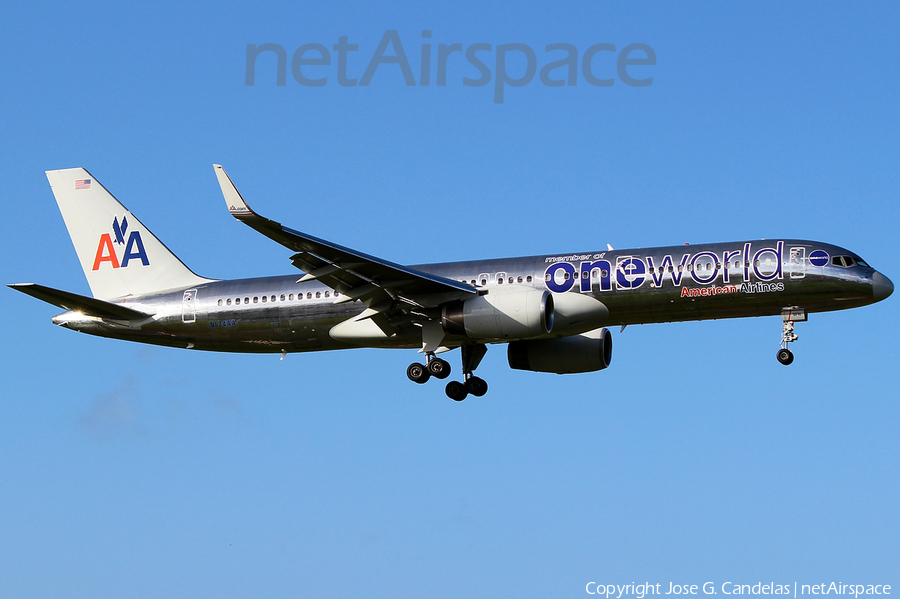 American Airlines Boeing 757-223 (N174AA) | Photo 73764