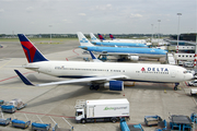 Delta Air Lines Boeing 767-332(ER) (N174DN) at  Amsterdam - Schiphol, Netherlands