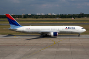 Delta Air Lines Boeing 767-332(ER) (N174DZ) at  Berlin - Tegel, Germany