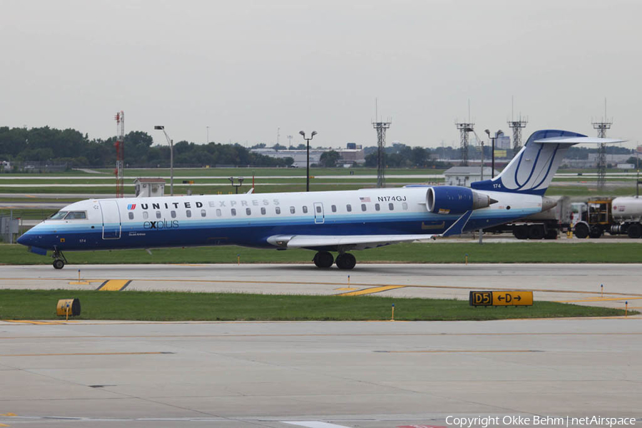 United Express (GoJet Airlines) Bombardier CRJ-702 (N174GJ) | Photo 52404