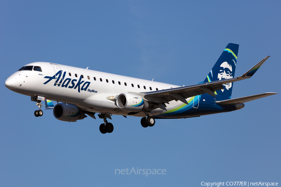 Alaska Airlines (Skywest) Embraer ERJ-175LR (ERJ-170-200LR) (N174SY) | Photo 289628