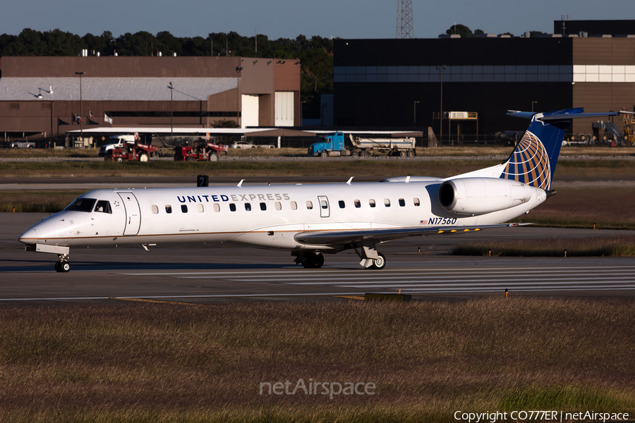 United Express (ExpressJet Airlines) Embraer ERJ-145LR (N17560) | Photo 395587