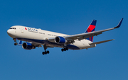 Delta Air Lines Boeing 767-332(ER) (N175DN) at  Los Angeles - International, United States