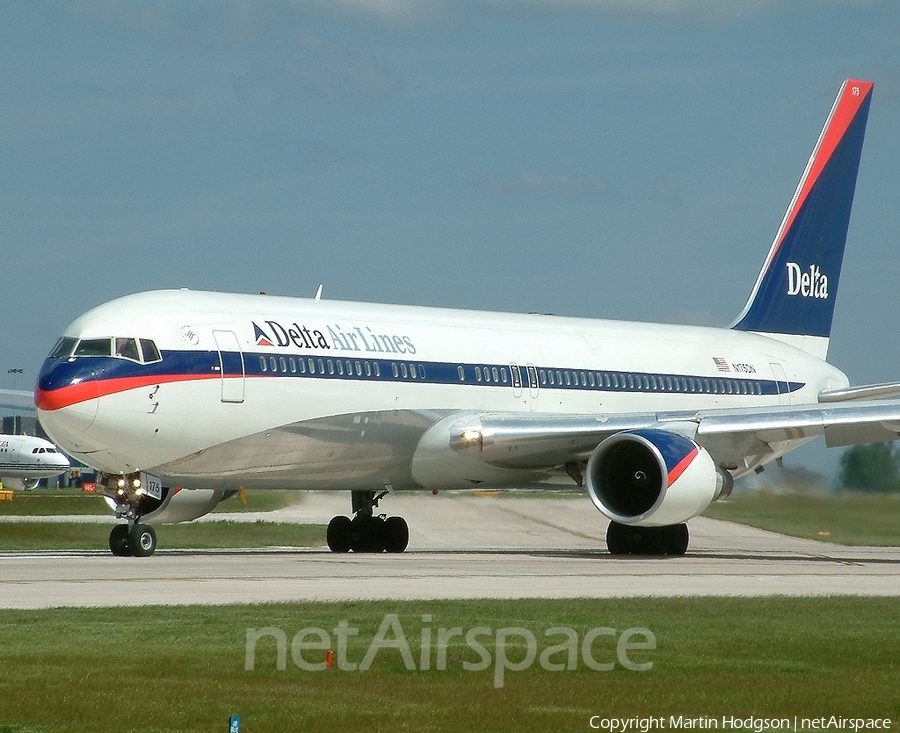 Delta Air Lines Boeing 767-332(ER) (N175DN) | Photo 102726