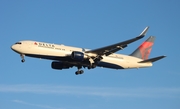 Delta Air Lines Boeing 767-332(ER) (N175DN) at  Orlando - International (McCoy), United States