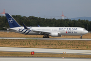 Delta Air Lines Boeing 767-332(ER) (N175DZ) at  Frankfurt am Main, Germany