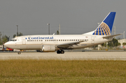 United Airlines Boeing 737-524 (N17620) at  Miami - International, United States