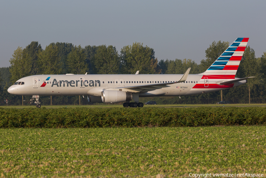 American Airlines Boeing 757-223 (N176AA) | Photo 428395