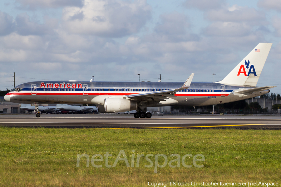 American Airlines Boeing 757-223 (N176AA) | Photo 122398