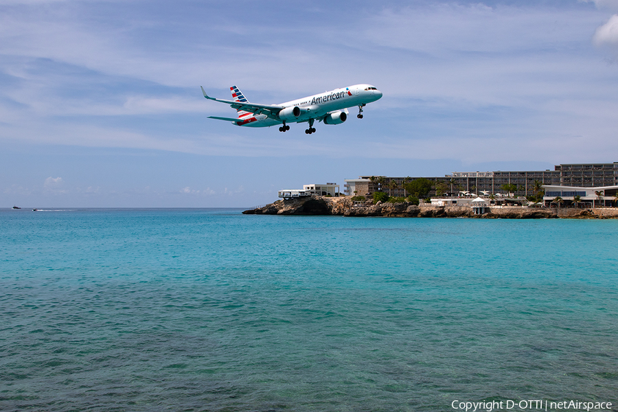 American Airlines Boeing 757-223 (N176AA) | Photo 360041