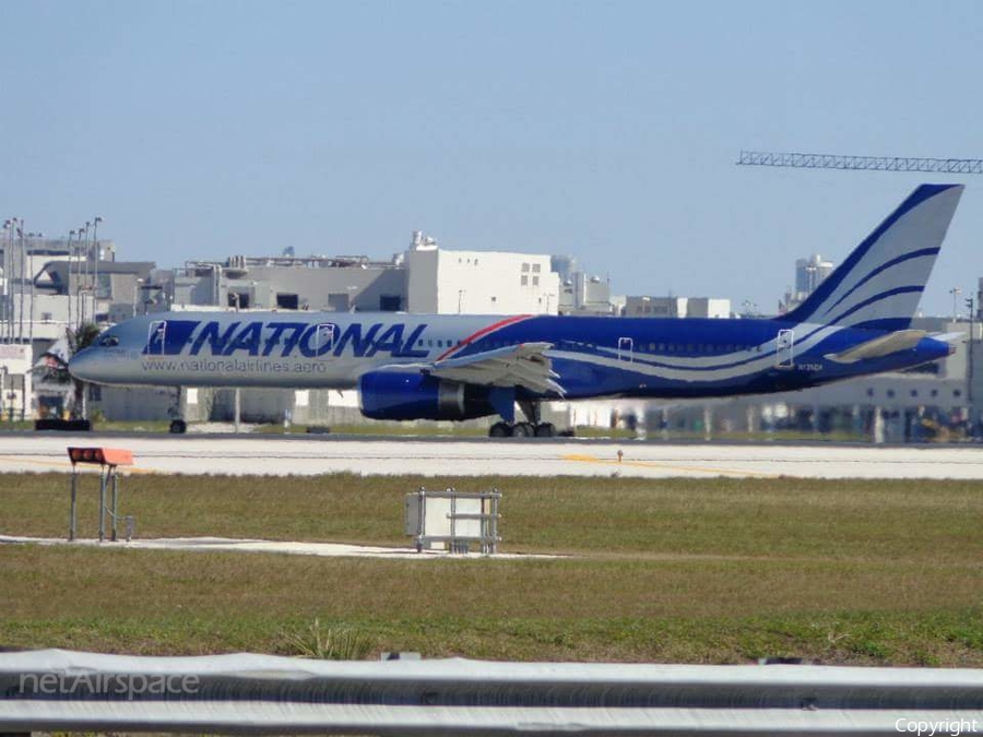 National Airlines Boeing 757-28A (N176CA) | Photo 76214