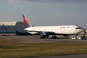 Delta Air Lines Boeing 767-332(ER) (N176DN) at  New York - John F. Kennedy International, United States