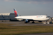 Delta Air Lines Boeing 767-332(ER) (N176DN) at  New York - John F. Kennedy International, United States