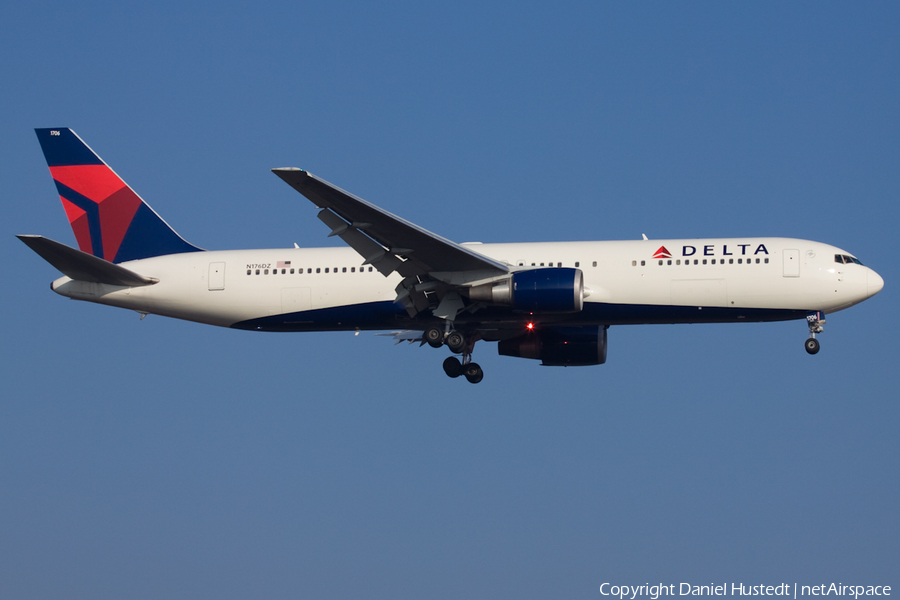 Delta Air Lines Boeing 767-332(ER) (N176DZ) | Photo 552522