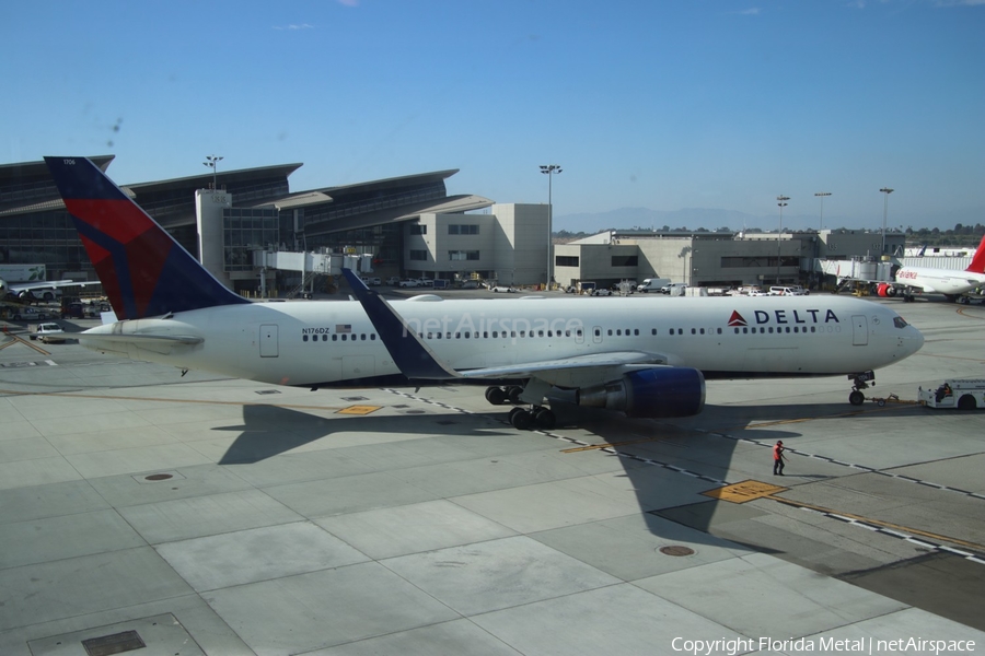 Delta Air Lines Boeing 767-332(ER) (N176DZ) | Photo 660436