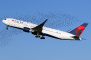 Delta Air Lines Boeing 767-332(ER) (N176DZ) at  Portland - International, United States