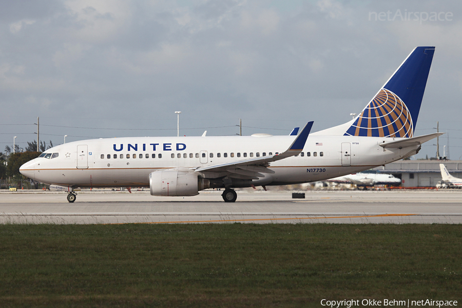 United Airlines Boeing 737-724 (N17730) | Photo 36626