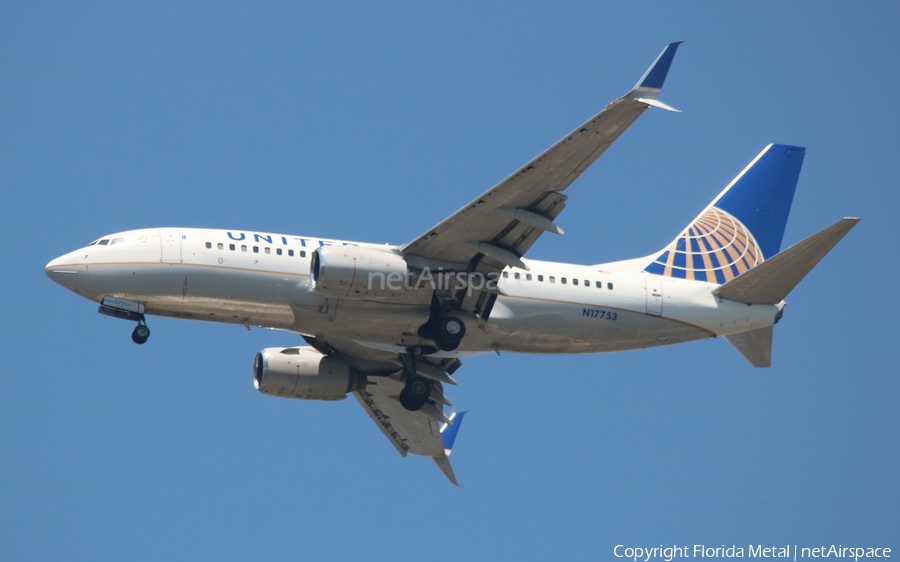United Airlines Boeing 737-7V3 (N17753) | Photo 378491