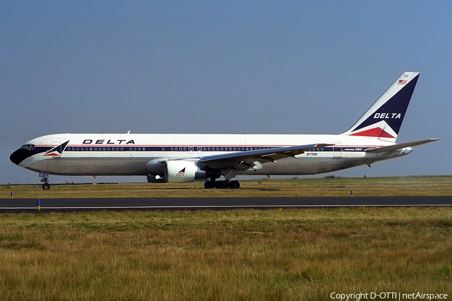 Delta Air Lines Boeing 767-332(ER) (N177DN) | Photo 273035