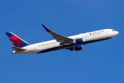Delta Air Lines Boeing 767-332(ER) (N177DN) at  Frankfurt am Main, Germany