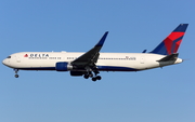 Delta Air Lines Boeing 767-332(ER) (N177DN) at  London - Heathrow, United Kingdom